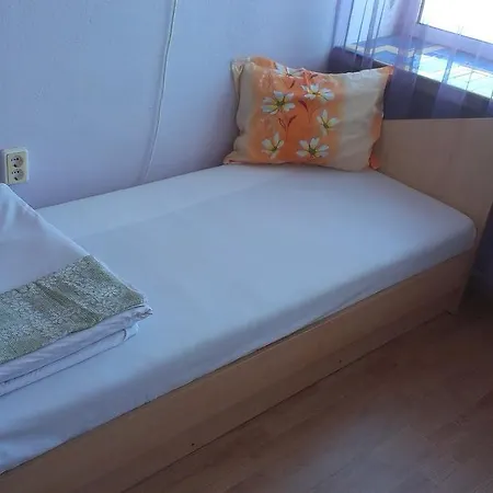 בית אירוח Gabrovo Rooms *
